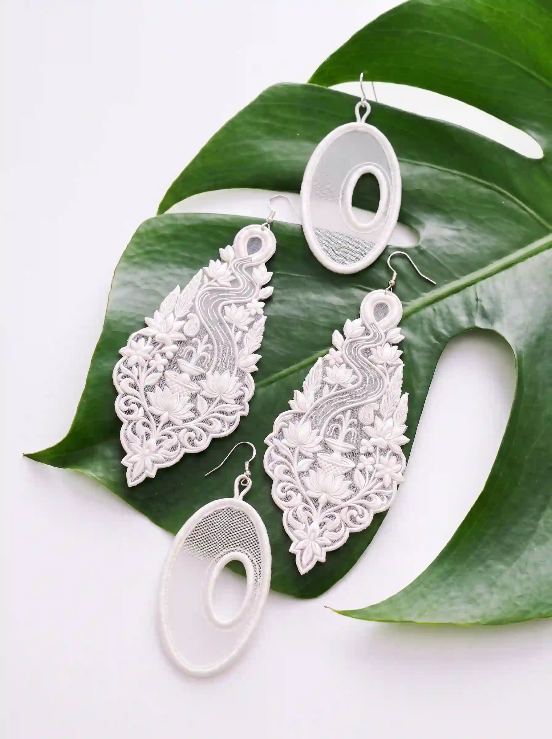 Ivory Majesty Duo