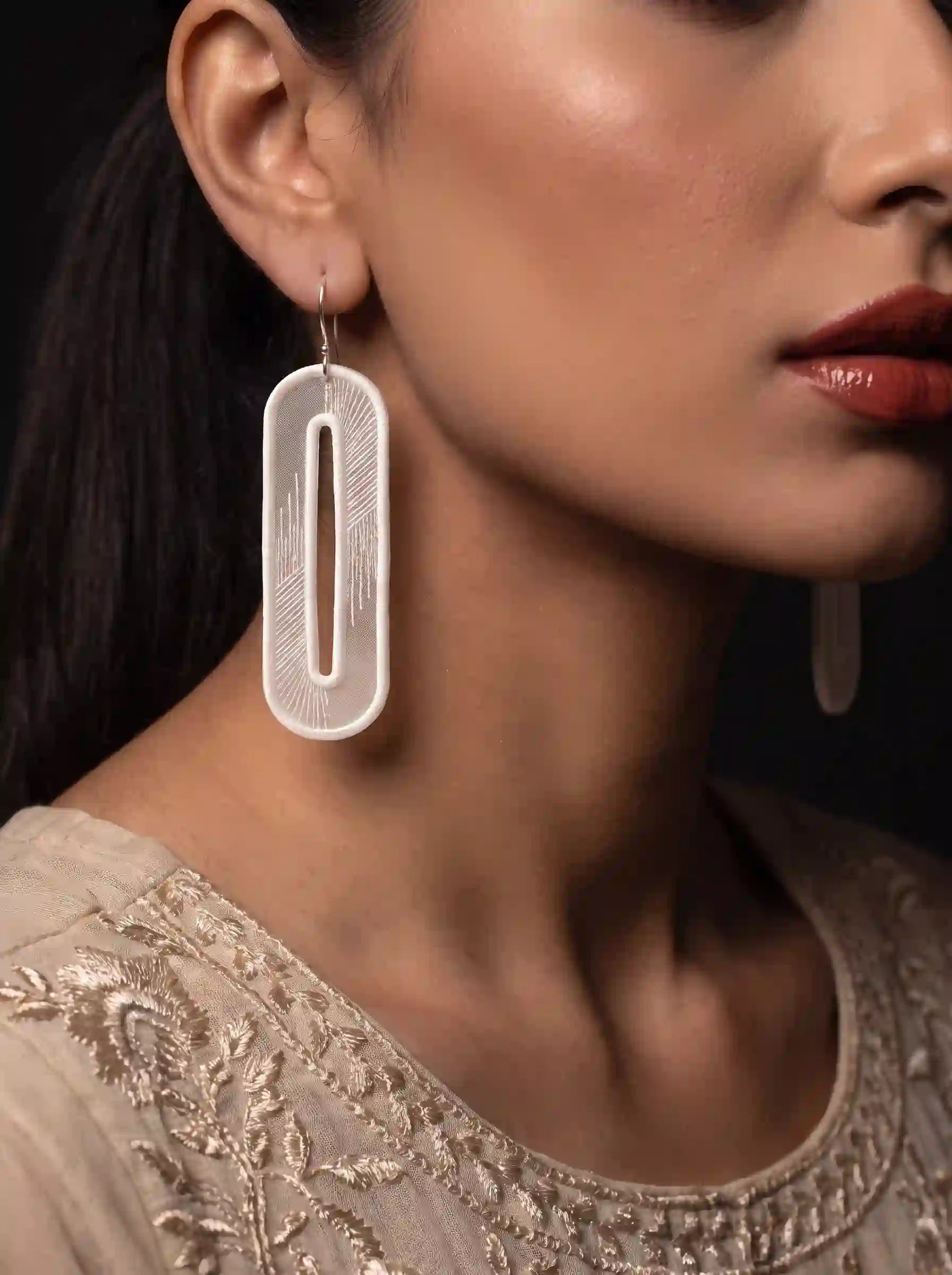 Minimalist Oval Cutout Embroidery Drop Earrings