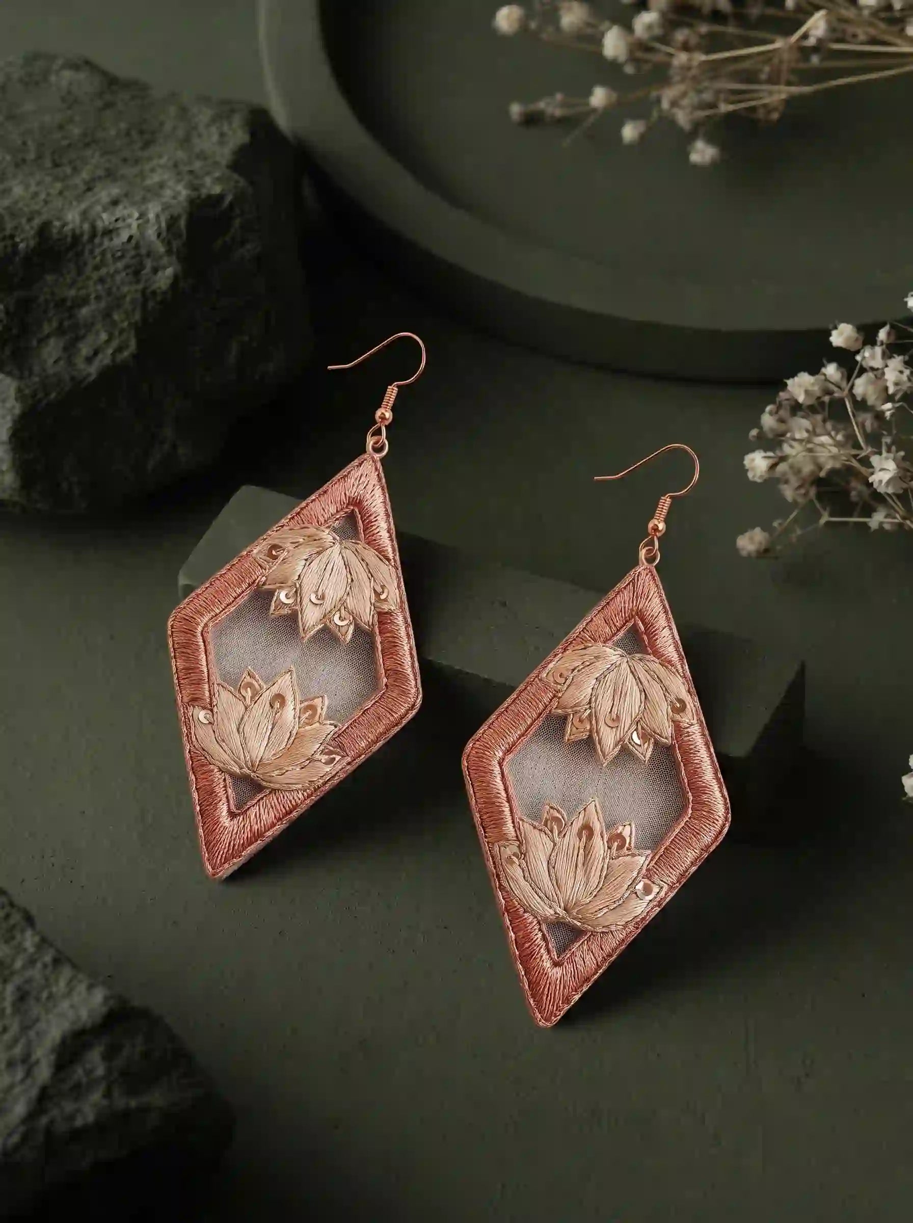 Diamond Drop Lotus Design