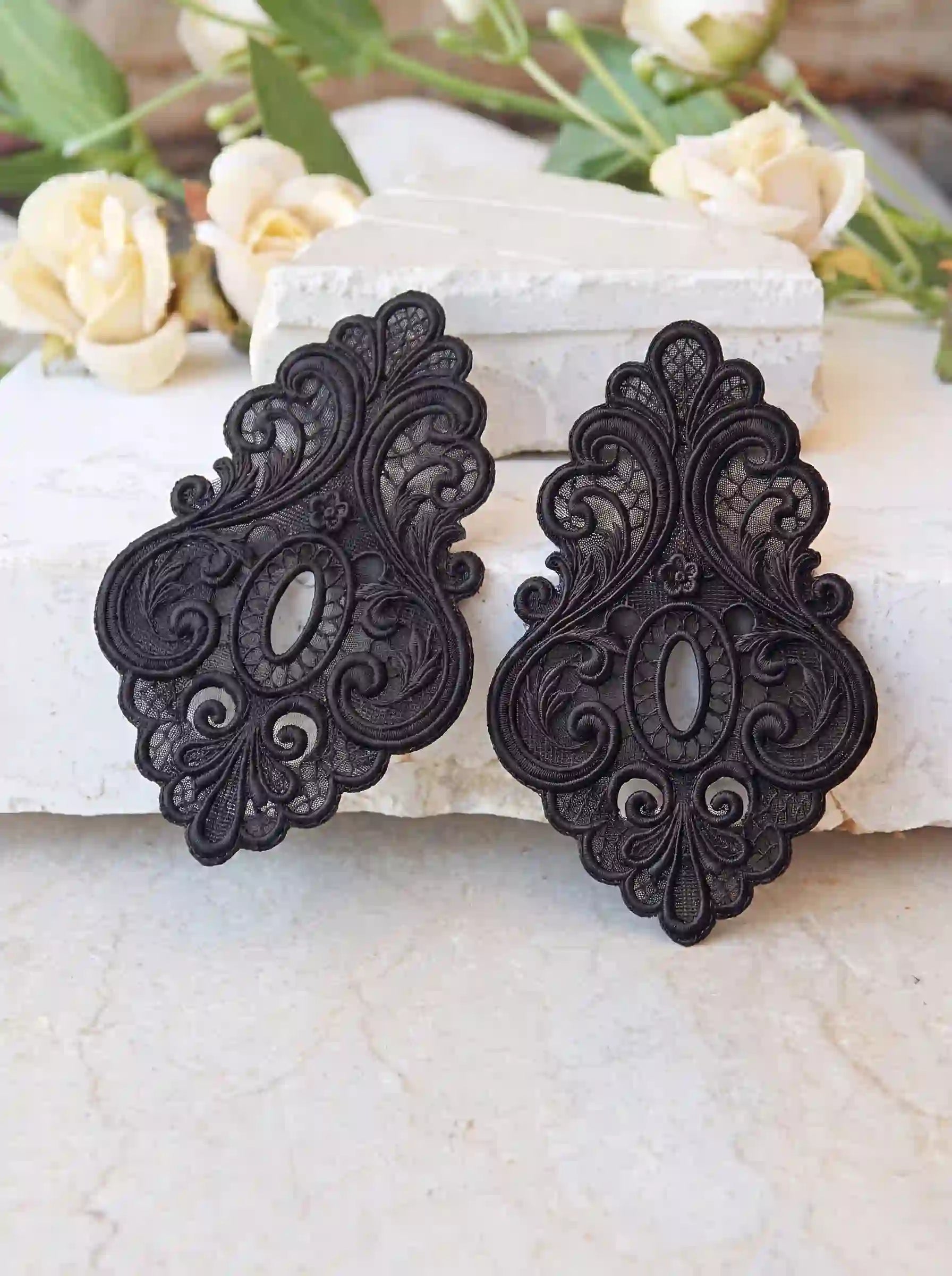 Black Fleur Earrings